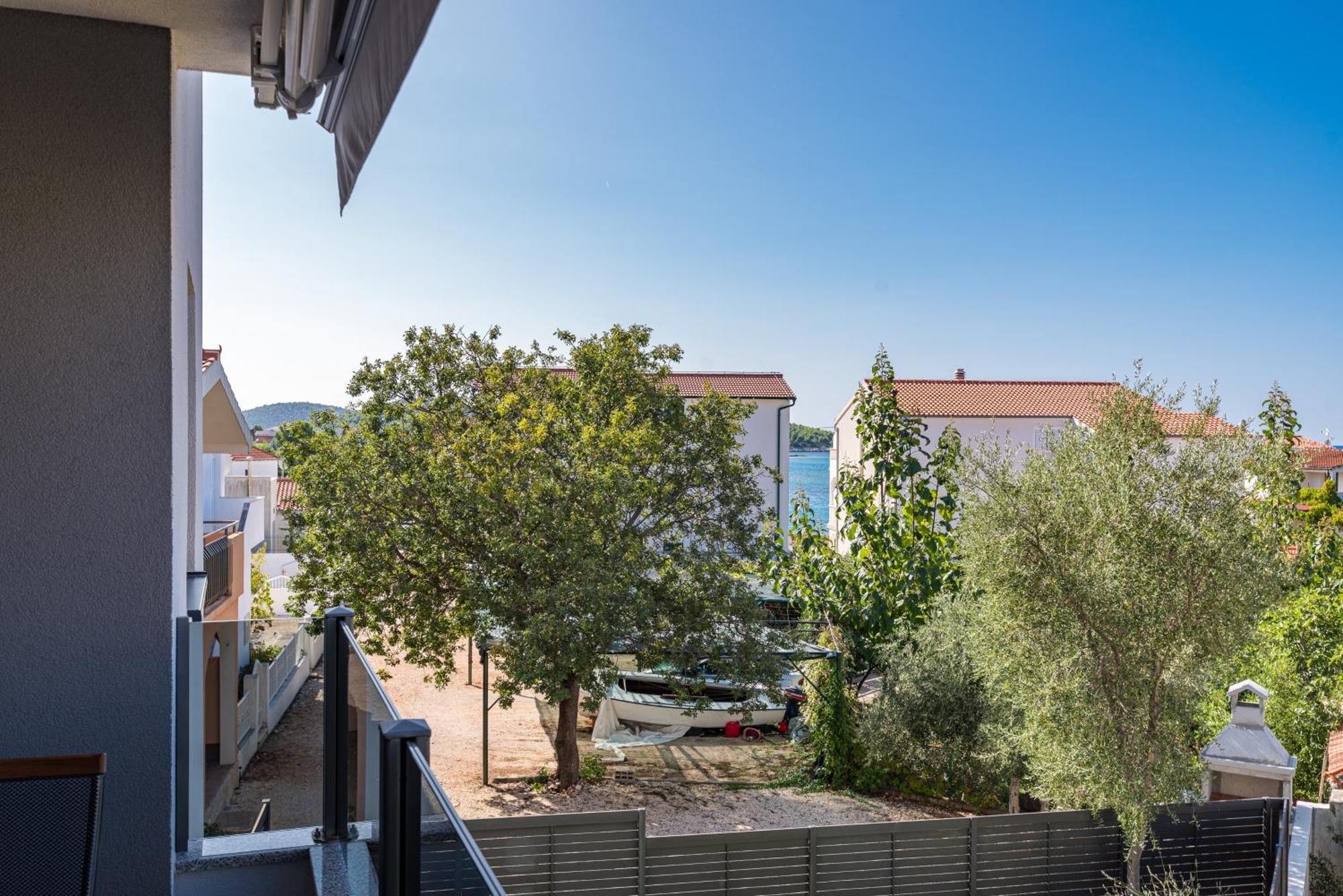 Apartments Boomerang Rogoznica  Exterior photo
